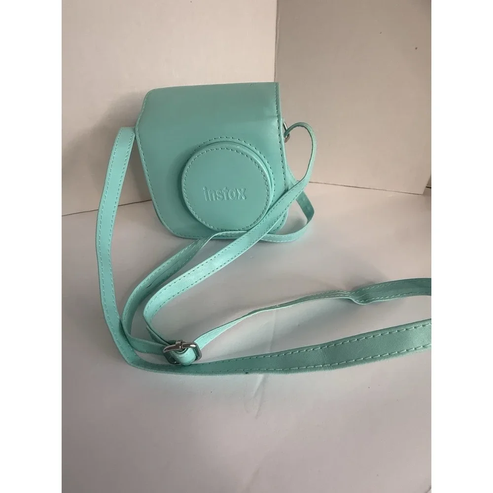 Fujifilm Instax Mini 7S Instant Camera in Mint Green with Matching Case